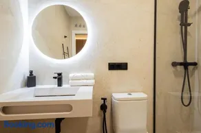 The Blasco Ibañez Apartments - Image 3