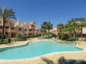 Voll ausgestattete Ferienwohnung mit Terrasse, Pool und Garten | Meerblick | Haustierfreundlich - Image 3