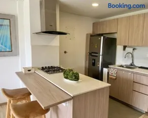 Boutique Executive Suite, Luxury in Llanogrande - Image 5