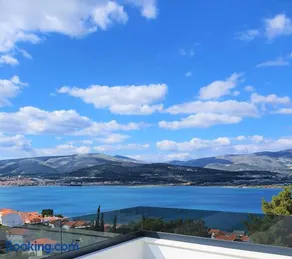 Luxury Villa Sun Stone heated pool & whirlpool - Image 1