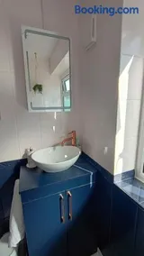 Welcome to No 2 - Modern Comfortable Homestay - Image 3