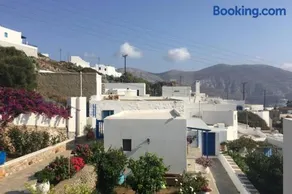 Cycladic house in rural surrounding 2 - Image 3