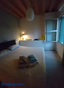 Cinquelune Apartment - Image 1