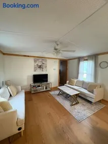 Cozy cottage close to the Blue Ridge Parkway - Image 3