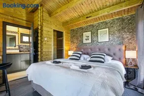 Appel Lodge - Image 2