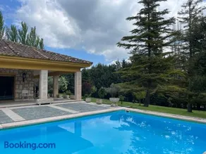 Casa Fuentes de Ledina - Image 2