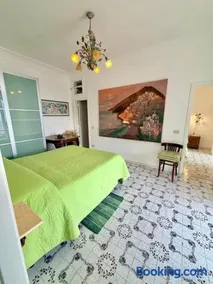 Casa Marta vacation home in Positano - Image 3