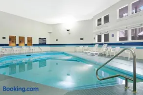 1 Bed 1 Bath Vacation home in Newry - Image 2