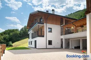 Oberstarzerhof - Image 2