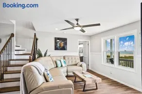 Ocean Daze - Sleeps 22, Direct Oceanfront, Renovated May 2022 - Image 3