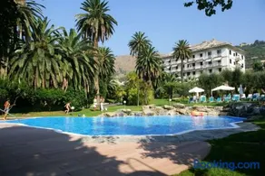 Savoia Apartments - Image 2