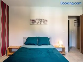 Elegant Holiday Home in Gagnières with Swimming Pool - Image 2