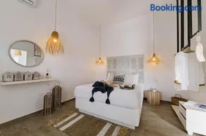 Menori Luxury Suite - Image 3
