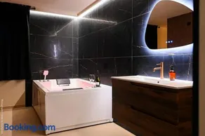 Loveroom Diamant Spa Détente avec Balnéo Double & Sauna - Image 4