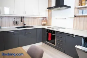 Martini Mons Suite - Image 5