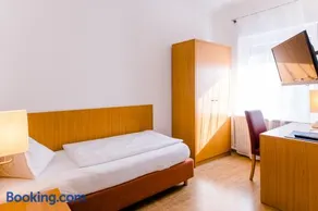 Hotel Wirtshaus Römerhof - Image 5