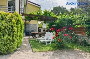 Apartment Bella Rosa - Image 1