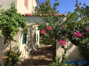Surra Mediterranean Apartments - Image 3