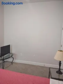 Good deal to stay in Palm Bay - Image 2