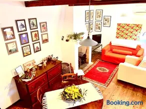 -- La Maisonette Casa Vacanze by Le Dimore del Borgo -- Graziosa casa a due passi dal parco Aymerich - Cucina - Dotazione biancheria - Tutti i comfort - Privacy libertà come stare a casa -Per coppie famiglie amici - Holiday Home with Kitchen - Image 2