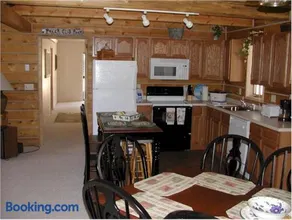 Comanche Lodge - Image 3