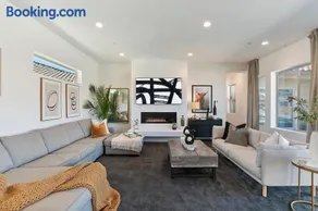 Pristine PGA Oasis! - Image 1