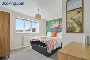 Home from home - Image 2
