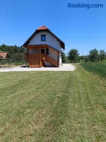 M&M house - Image 1