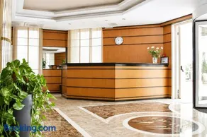 Monte Carlo Palace Rooms  - Image 5