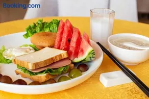 GreenTree Inn Jiangsu NanJing GuLou Business Hotel - Image 1