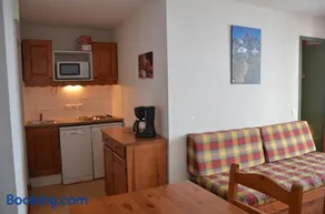 appartement avec parking interieur drap non fourni - Image 5