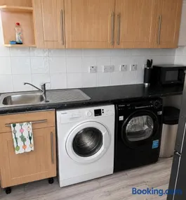 2BR Mariners Stay - Newhaven - Image 4