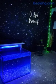Ô Spa Privatif - Luxury Suite - JACUZZI-SAUNA-NETFLIX-FISHSPA-SERVIETTES-PEIGNOIRS-SANDALES-CAFE - Image 4