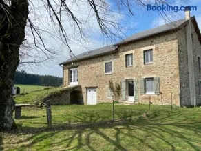 Grand gîte rénové 8 pers en Haute-Loire calme et nature - Image 1