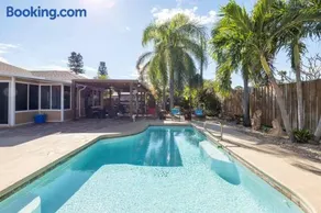 Tropical Island Escape Near Disney, Beach, Cruise - Image 4