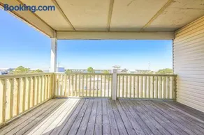 For Fox Sake - Freshly remodeled 6br/6ba with a pool! - Image 2