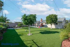 Charming Modern Escape with Outdoor Living - Image 3