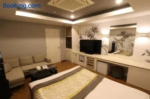 HOTEL K-WAVE Adult Only - Image 2