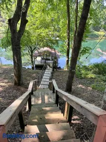 TROUT HAVEN Riverfront Oasis - Image 2
