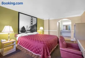 Foothills inn - Image 2