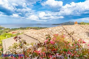 Prestigiosa Villa di Lusso con Vista Mozzafiato - Image 3