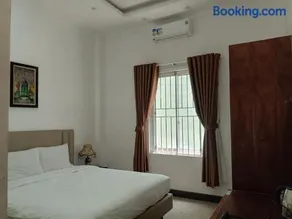 Queen-Hotel - Image 3