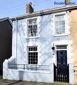 Charming Blue Cottage, Bridgend Town - Image 1