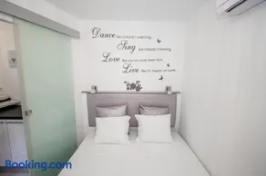 Luxury Studio Apartment White Sensation - Image 2