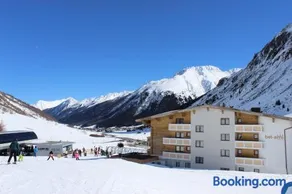 Hotel Garni Bel-Ami - Image 1