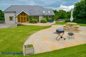 The Mountain Lodge Slievenamon spacious 4 bedroom house - Image 5