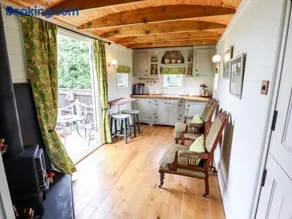 Natures Nook - Luxury XL Wagon Louth Lincolnshire - Image 1