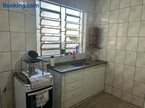 Apartamento simples no centro de Lavras com garagem - Image 4