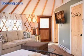 Deer Pass - Luxury Glamping Yurt Near Deep CreekMd - Image 2