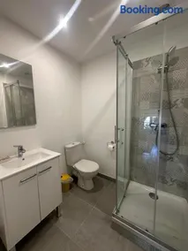 Le Castel, La chambre La Goutte d Or - Image 2